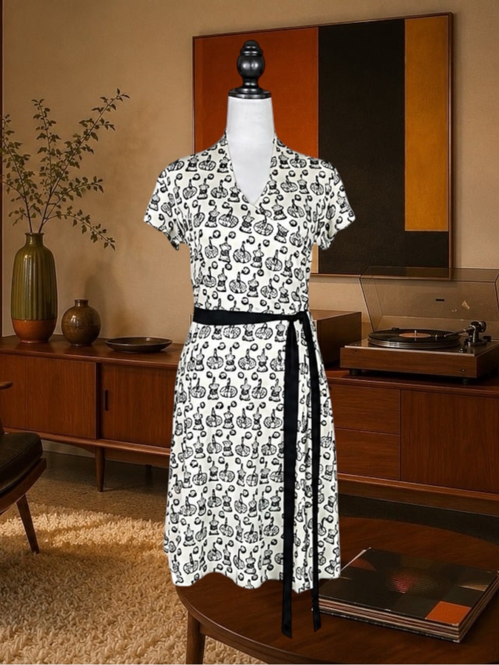 Retrolicious Dress Cream Black Perfume Bottle Retro Casual Rockabilly Pin-Up XL